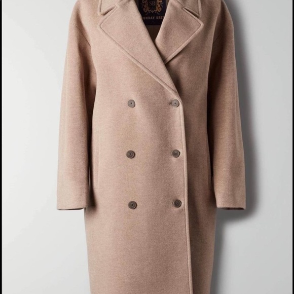 Aritzia Sunday Best Long Wool Coat NWOT Size 3 - Picture 2 of 3